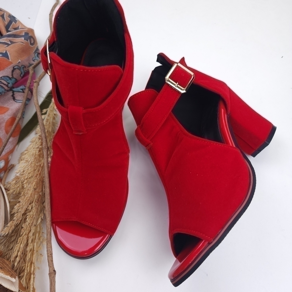 Red Velvet Ankle Boots Size 36 - Picture 8 of 8